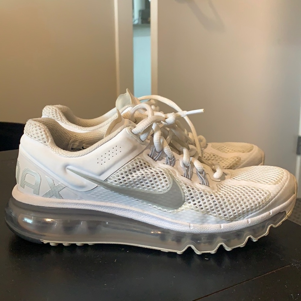 Women’s shoes
